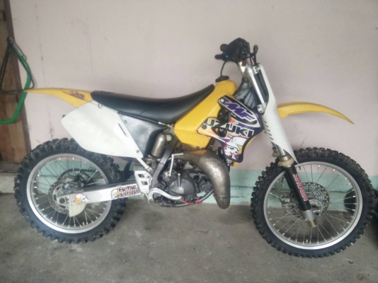 ขาย RM 125 ปี 97 ราคา 48000 บาท ต่อลองได้ 061-9645864 ขาย RM 125 ปี 97 ราคา 48000 บาท ต่อลองได้ 061-9645864