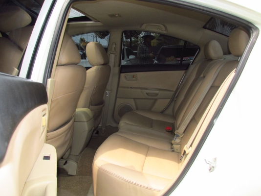 MAZDA 3 2.0ปี2006 รุ่นท้อป ซํนรูฟ แต่งเต็มๆ MAZDA 3 2.0ปี2006 รุ่นท้อป ซํนรูฟ แต่งเต็มๆ