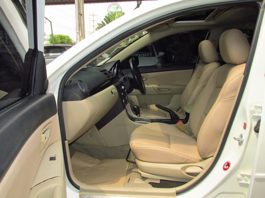 MAZDA 3 2.0ปี2006 รุ่นท้อป ซํนรูฟ แต่งเต็มๆ MAZDA 3 2.0ปี2006 รุ่นท้อป ซํนรูฟ แต่งเต็มๆ