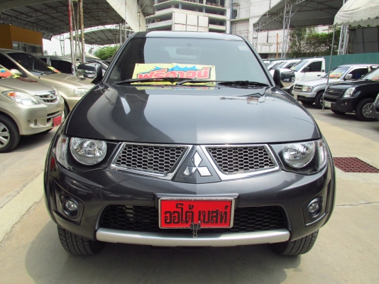 TRITONยกสูง  4ประตู  ปี2013 เกียรืธรรมดา ปี2013