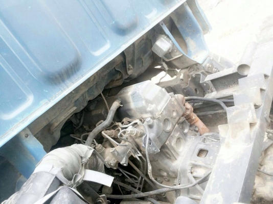 TOYOTA DYNA BU30 - 115 HP 14B หกล้อดั๊มพ์ รถสภาพดีพร้อมใช้งานได้เลยครับ ขายตามสภาพไม่มีเอกสารทะเบียนนะครับ กระบะดั๊มพ์เหล็ก 4 ตันความยาว 3.50 เมตรสภาพดีสุดๆพร้อมบรรทุกหนักได้เลย เครื่องยนต์ 14B วางใหม่เครื่องแรงดีไม่มีเยิ้มครับ ภายในเก๋งคอนโซลครบ พวงมาลัย