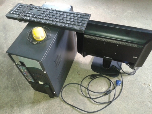 คอม PC ตัังโต๊ะทัั้งชุด