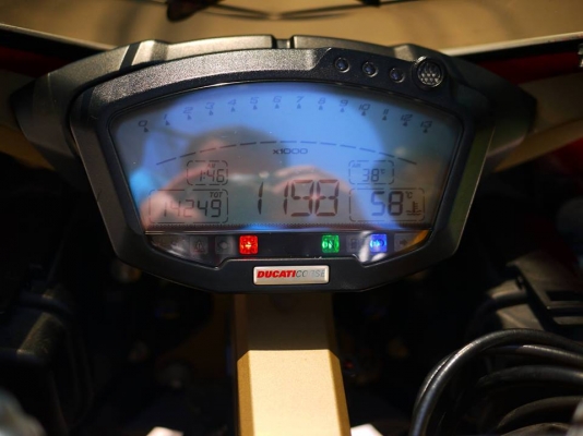 ขาย Ducati 1198 Upgrade เป็นตัว Corse พร้อมทะเบียนแท้ ของแต่งหลายรายการ รถสวยมากๆ