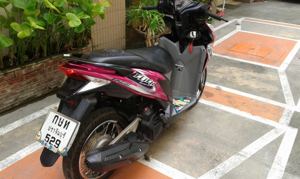 ขายมอไซค์ Honda Click 125i ปี 2012 สภาพสวย ต่อรองได้ ขายมอไซค์ Honda Click 125i ปี 2012 สภาพสวย ต่อรองได้