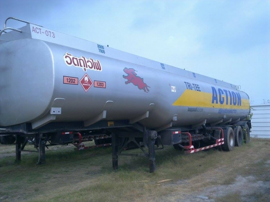 หางเทลเลอร์แทงค์น้ำมัน