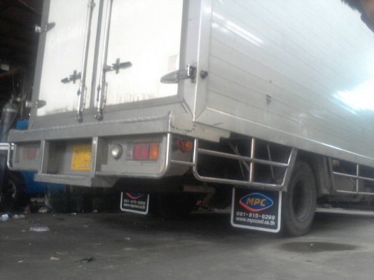 รถบรรทุก 6 ล้อ ตู้เย็น ISUZU NPR 130 แรงม้า ปีจดทะเบียน 2554 รถบรรทุก 6 ล้อ ตู้เย็น ISUZU NPR 130 แรงม้า ปีจดทะเบียน 2554