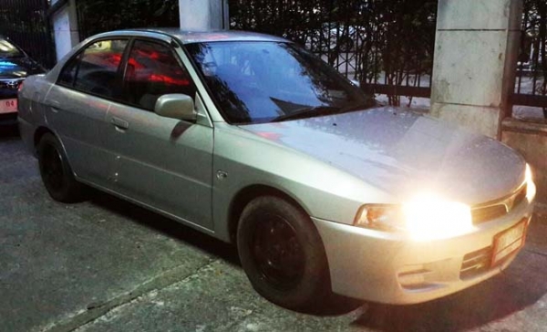 Mitsubishi lancer 1.5 ปี 98 เกียร์ธรรมดา ไม่ติดแก๊ส ขับดีมาก พร้อมใช้เลย