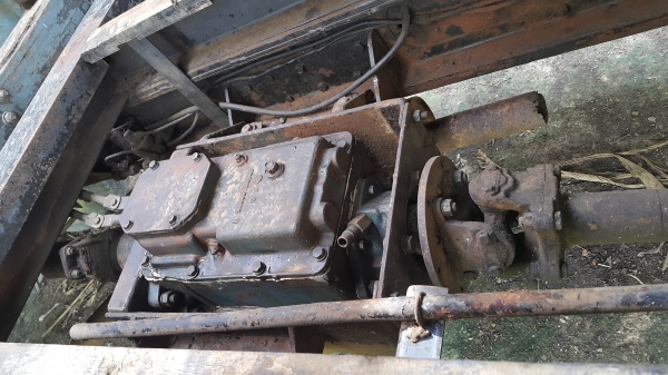 ขายรถ6ล้อดั๊มหัวยาว มีเกียร์กลาง เสื้อเพลาฟูโซ่ สภาพพร้อมใช้