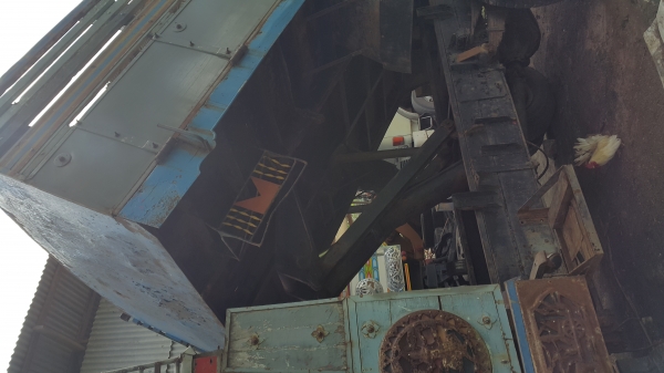 ขายรถ6ล้อดั๊มหัวยาว มีเกียร์กลาง เสื้อเพลาฟูโซ่ สภาพพร้อมใช้