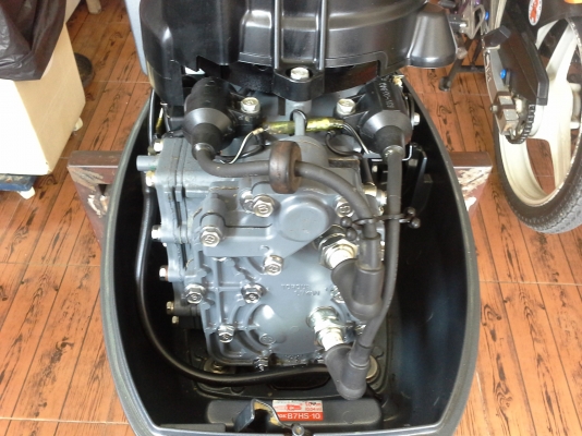 ขายเครื่องเรือ 15แรง หางสั้น ใช่ครั้งเดียวครับ 0814918829 อ๋อย ปากช่อง