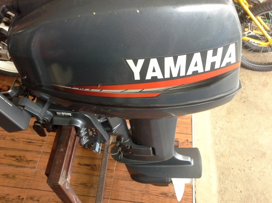 ขายเครื่องเรือ 15แรง หางสั้น ใช่ครั้งเดียวครับ 0814918829 อ๋อย ปากช่อง