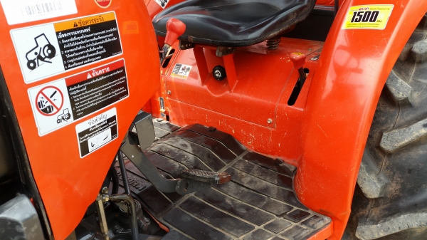 ขายรถไถคูโบต้า KUBOTA  L 4708 (4WD)  2 เพลา