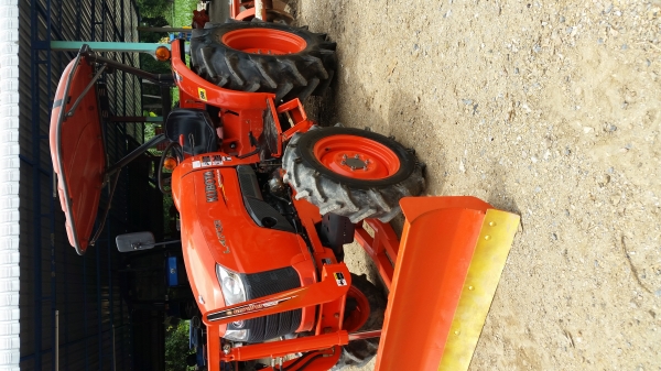 ขายรถไถคูโบต้า KUBOTA  L 4708 (4WD)  2 เพลา