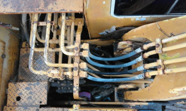 ขายรถแบคโฮ KOMATSU PC120-2 ราคา 350000