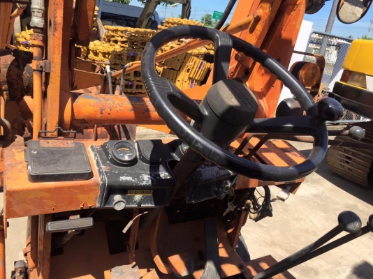 รถตัก TOYOTA SD15  ราคา 200,000 บาท รถเก่านำเข้าจากญี่ปุ่นไม่เคยใช้งานในไทย  สภาพพร้อมลุยงาน เอกสารใบอินวอยแจ้งจำหน่าย