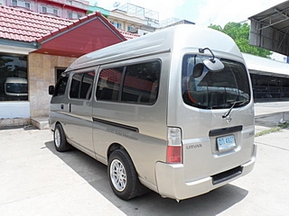 NISSAN URVAN 3.0 MT ปี 2005 จัดไฟแนนซ์ได้ T.086-527-9533