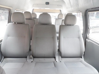 NISSAN URVAN 3.0 MT ปี 2005 จัดไฟแนนซ์ได้ T.086-527-9533