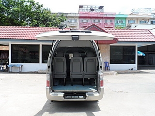 NISSAN URVAN 3.0 MT ปี 2005 จัดไฟแนนซ์ได้ T.086-527-9533
