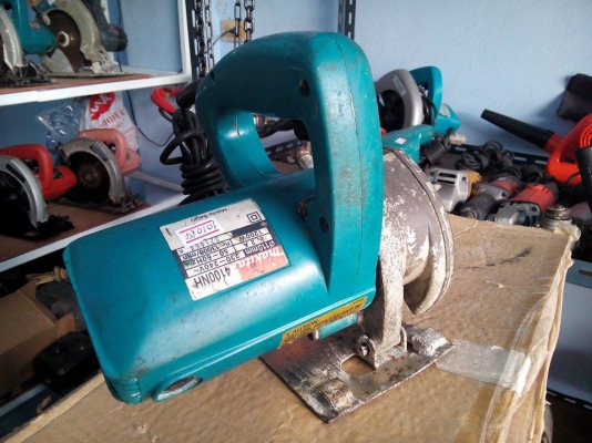 ขายเครื่องตัดคอนกรีต 4" MAKITA 4100NH มือสอง ครับ