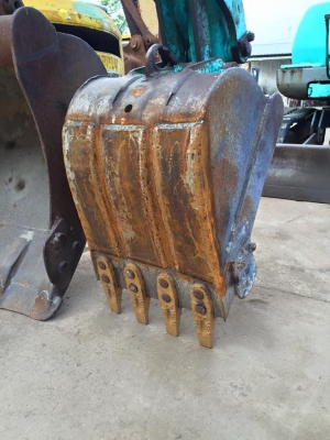 PC 20-7 มีเก๋ง มีใบมีด เก่านอกไม่เคยใช้งานในไทย ราคา 350,000 บาท