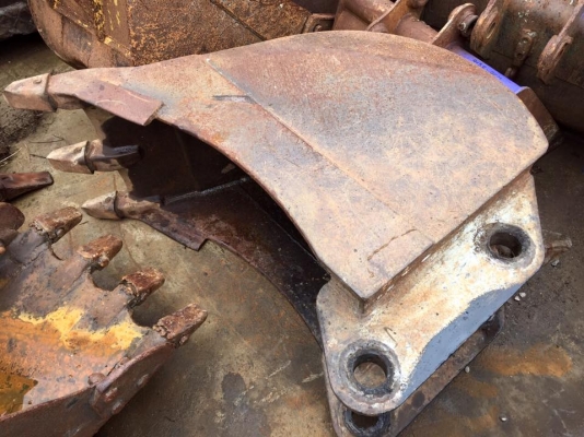 บุ้งกี๋ PC120 นอกญี่ปุ่นไม่เคยใช้ในไทย หน้าแคบ PC120 ราคา 27,000 บาท