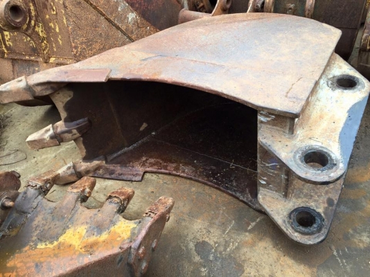 บุ้งกี๋ PC120 นอกญี่ปุ่นไม่เคยใช้ในไทย หน้าแคบ PC120 ราคา 27,000 บาท