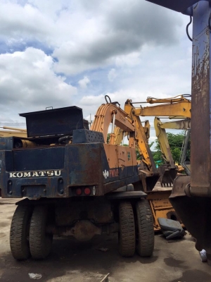 PW100-1 ล้อยาง เก่านอกไม่เคยใช้งานในไทย ราคา 800,000 บาท