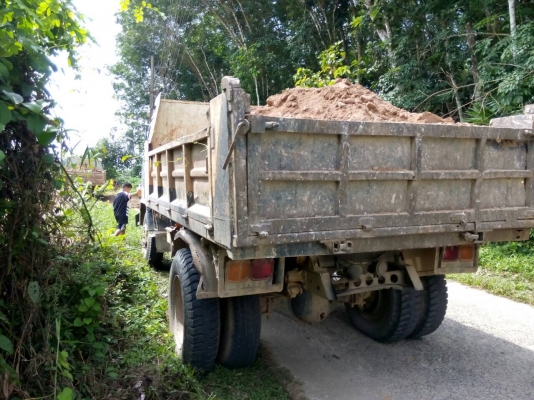 ขายรถบรรทุก 6 ล้อดัมพ์ใหญ่ ISUZU 145 แรงม้า ราคา 550000