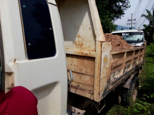 ขายรถบรรทุก 6 ล้อดัมพ์ใหญ่ ISUZU 145 แรงม้า ราคา 550000