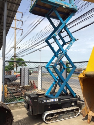 รถเอ็กลิฟ ACHI ก้างปลา สูง 4 เมตร  ราคา 80,000 บาท รถนอกนำเข้าจากญี่ปุ่นพร้อมใช้งาน  เอกสารแจ้งจำหน่ายใบอินวอย