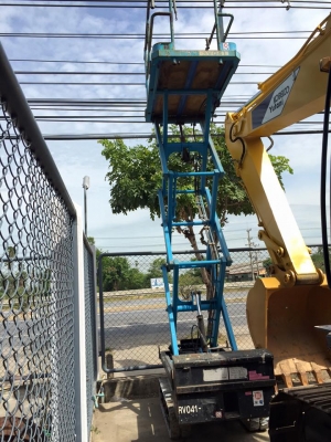 รถเอ็กลิฟ ACHI ก้างปลา สูง 4 เมตร  ราคา 80,000 บาท รถนอกนำเข้าจากญี่ปุ่นพร้อมใช้งาน  เอกสารแจ้งจำหน่ายใบอินวอย