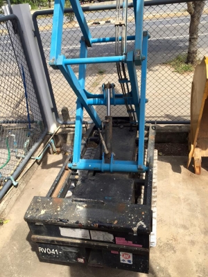 รถเอ็กลิฟ ACHI ก้างปลา สูง 4 เมตร  ราคา 80,000 บาท รถนอกนำเข้าจากญี่ปุ่นพร้อมใช้งาน  เอกสารแจ้งจำหน่ายใบอินวอย