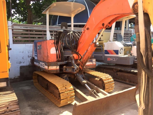 KOBOTA KH 033 มีใบมีด มีลายหัวเจาะ ราคา 240,000 บาท รถนอกนำเข้าจากญี่ปุ่นพร้อมใช้งาน เอกสารแจ้งจำหน่ายใบอินวอย KOBOTA KH 033 มีใบมีด มีลายหัวเจาะ ราคา 240,000 บาท รถนอกนำเข้าจากญี่ปุ่นพร้อมใช้งาน เอกสารแจ้งจำหน่ายใบอินวอย