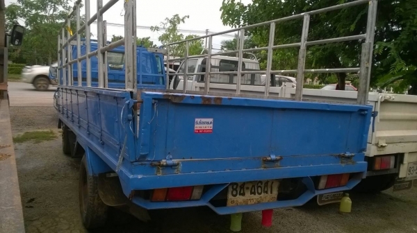 ขาย 6 ล้อ ISUZU หัวยกได้ เครื่อง 4BE1 110 แรงม้า คัสซีสวยตลอดเส้น แต่งเกียร์สั้น ทะเบียนพร้อมโอนครับ