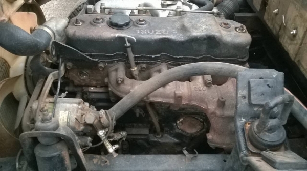 ขาย 6 ล้อ ISUZU หัวยกได้ เครื่อง 4BE1 110 แรงม้า คัสซีสวยตลอดเส้น แต่งเกียร์สั้น ทะเบียนพร้อมโอนครับ