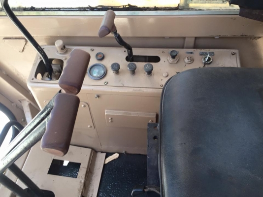 CAT 140 มิสซู  ราคา 700,000 บาท รถนอกนำเข้าจากญี่ปุ่นพร้อมใช้งาน  เอกสารแจ้งจำหน่ายใบอินวอย