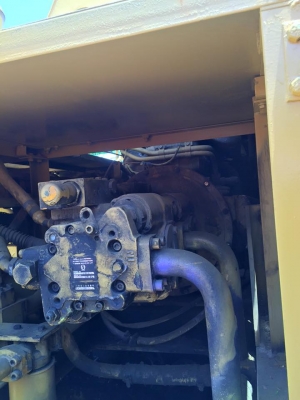 CAT 140 มิสซู  ราคา 700,000 บาท รถนอกนำเข้าจากญี่ปุ่นพร้อมใช้งาน  เอกสารแจ้งจำหน่ายใบอินวอย