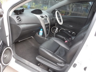 TOYOTA VIOS 1.5 E MT ปี 2010 พร้อมติดแก๊ส LPG หัวฉีด พร้อมใช้ จัดไฟแนนซ์ได้  T.081-373-7087 คุณสมพร