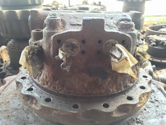 ตัวเดิน PC200-5 เก่าใช้ในไทยแล้ว  ราคา 70,000 บาท