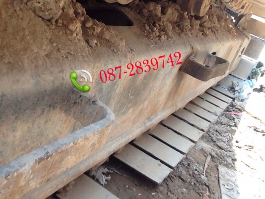 ขายรถแบคโฮพร้อมหัวกระแทก HITACHI EX 200 ขายรถแบคโฮพร้อมหัวกระแทก HITACHI EX 200