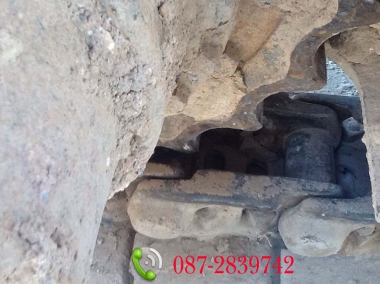 ขายรถแบคโฮพร้อมหัวกระแทก HITACHI EX 200 ขายรถแบคโฮพร้อมหัวกระแทก HITACHI EX 200