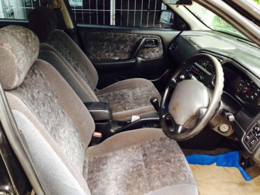 Nissan Primera  ปี97  เกียร์ธรรมดา  ติดแก๊ส  กล็อฟ์ 0804465223