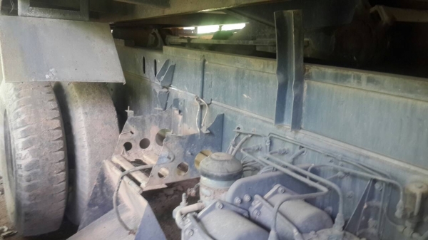 รถฮีโน่ 10 ล้อดั้ม FM3H  195 แรงม้า. ปี 38.    สนใจติดต่อ  081 - 6079515