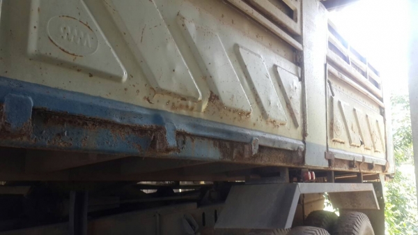 รถฮีโน่ 10 ล้อดั้ม FM3H  195 แรงม้า. ปี 38.    สนใจติดต่อ  081 - 6079515