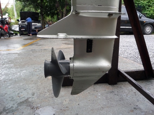 เครื่องเรือ HONDA 9.9 แรง 4 จังหวะ สภาพสวย