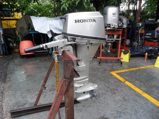 เครื่องเรือ HONDA 9.9 แรง 4 จังหวะ สภาพสวย