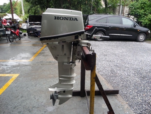 เครื่องเรือ HONDA 9.9 แรง 4 จังหวะ สภาพสวย