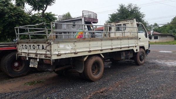 ขาย6ล้อ115แรง dyna14B แชชซีสวย หัวเดิม เครื่องดี กระบคาโก้ยาว4.30 เมตร เอกสารเล่มทะเบียนพร้อมโอน