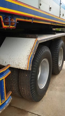 ลูกพ่วง 3 เพลาสวยๆ