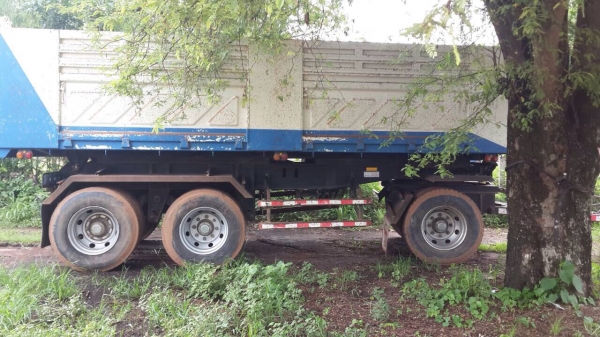 รถอีซูซุ 10 ล้อดั้ม FXZ 360 แรงม้า. ปี 54  ( ขายแม่ , ลูก. ) , ( รถวิ่ง 2xx,xxx กว่า กม. )      สนใจติดต่อ  081 - 6079515